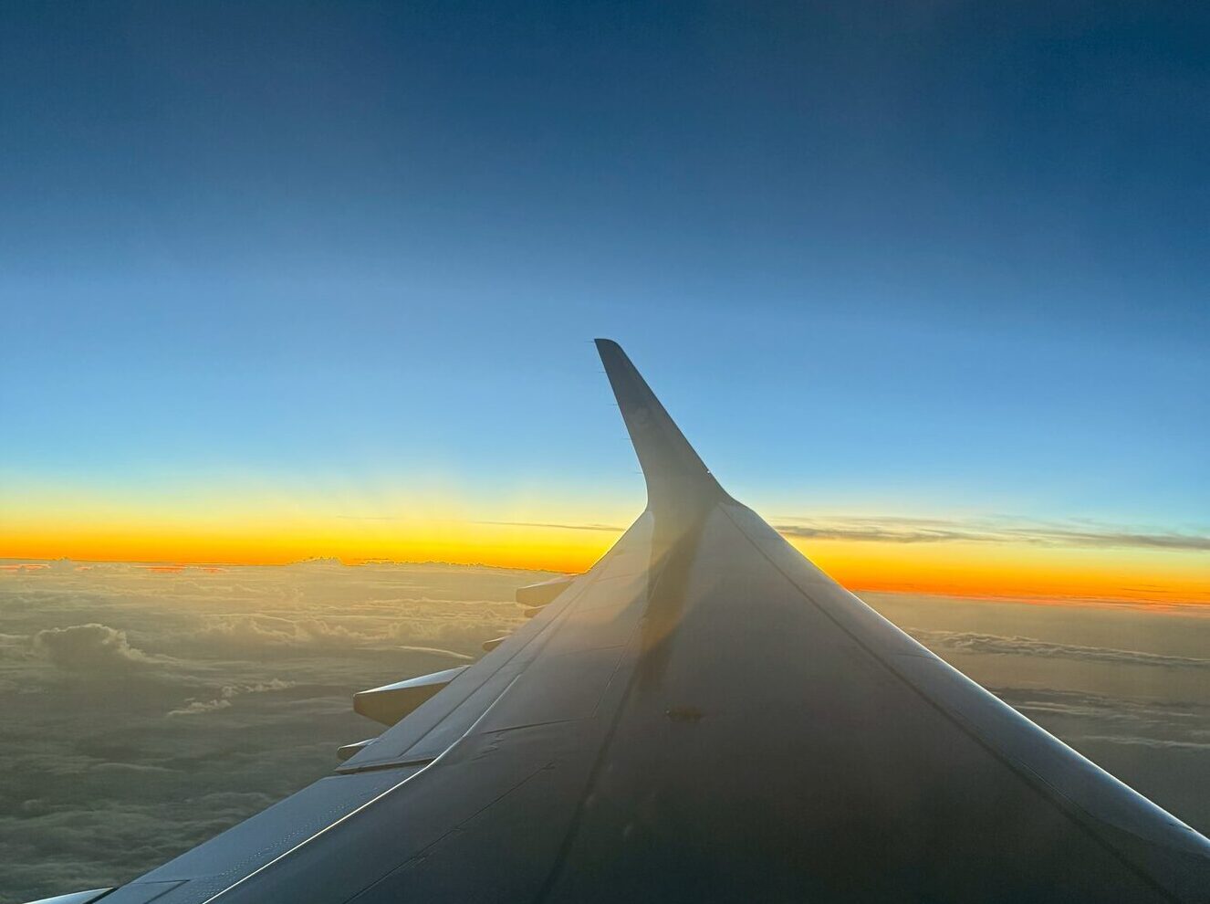 香港行き飛行機