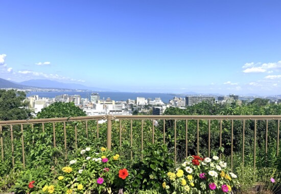 滋賀の琵琶湖を望む風景